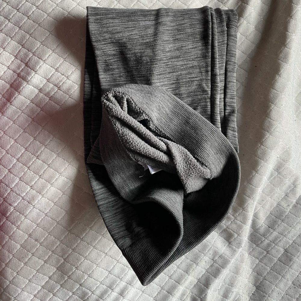 Grey fleece lined leggings